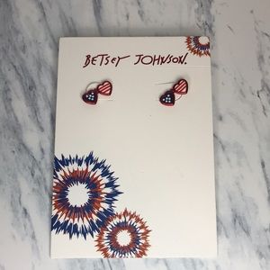 NWT Betsey Johnson heart 4th of July earrings